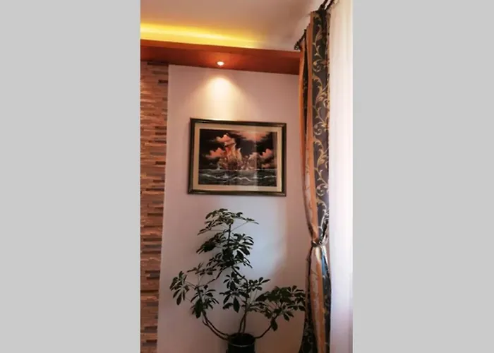 Oasis Felix Apartment