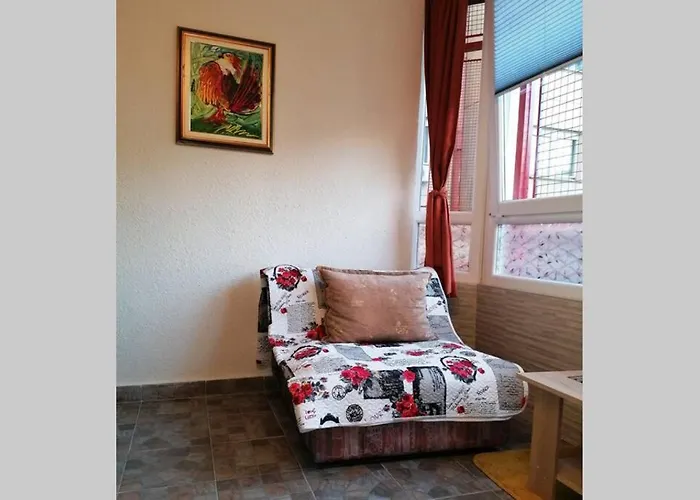 Oasis Felix Apartment